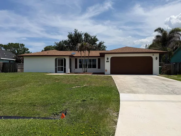 450 SW Eyerly Ave, Port Saint Lucie, FL 34983