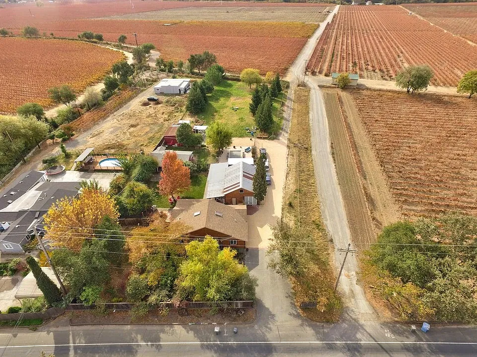 620 Dry Creek Rd