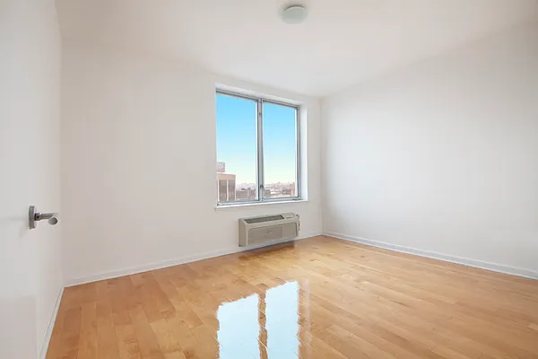 Sold by Brown Harris Stevens | media 23