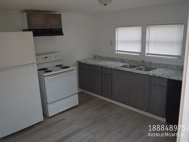 715 23rd St NW #7 — Photo 2