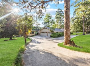 909 Linton Lanier Ln, Jasper, TX 75951
