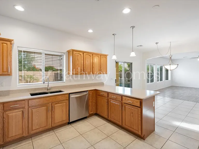 17762 W Watson Ln — Photo 2