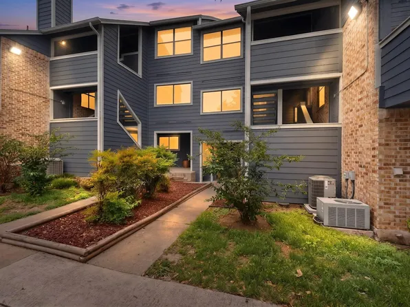 2500 Burleson Rd APT 506, Austin, TX 78741