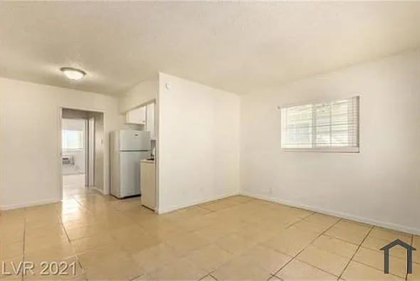 415 S 11th St #1 — Photo 7
