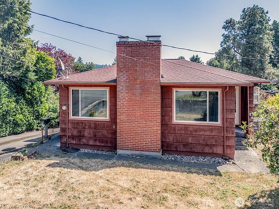 2nd image of 2124 N Callow Avenue
