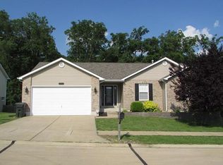 10400 Micah Ln, Hillsboro, MO 63050