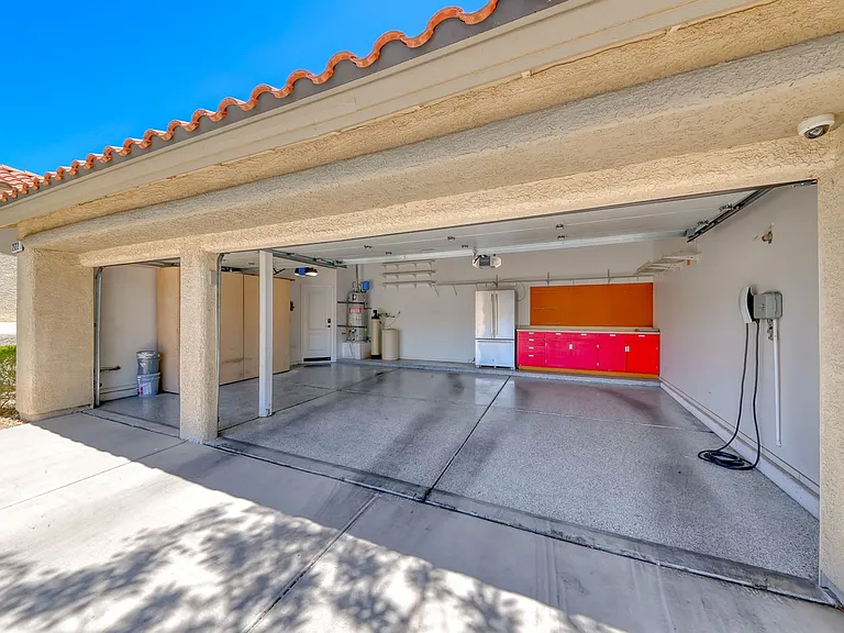 2122 Mooreview St #1 — Photo 33