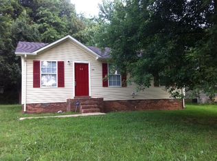 6D Cable Rd, Oak Grove, KY 42262
