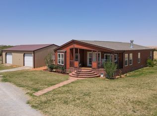 9495 N 2020th Rd, Hammon, OK 73650