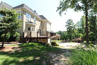 2nd image of 330 Broadmoor Way