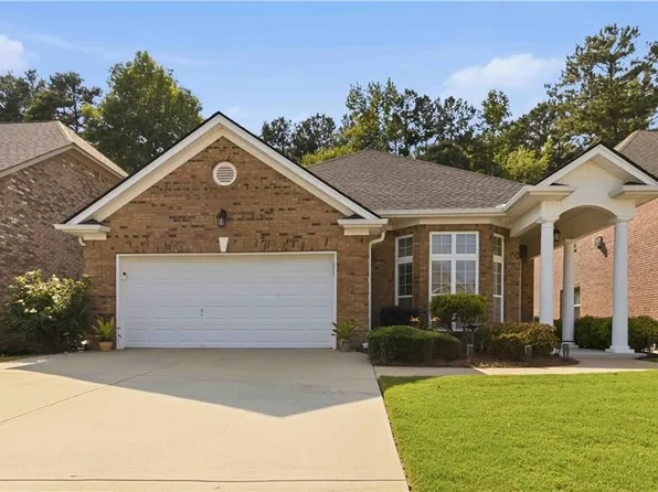 2162 Nichols Valley Dr, Dacula, GA 30019