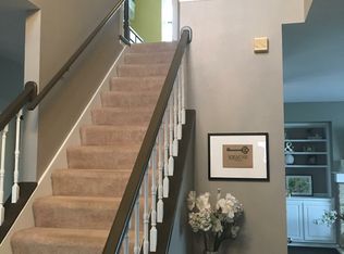 1250 Lake Park Dr, Pewaukee, WI 53072