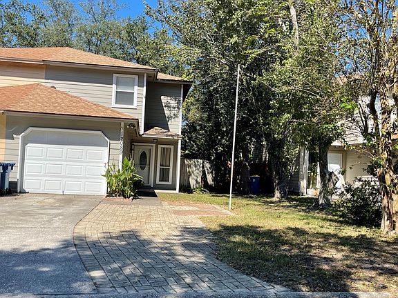2nd image of 12089 Cobblewood Ln N