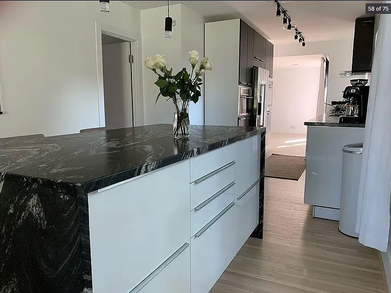2364 S Florence Ave — Photo 11