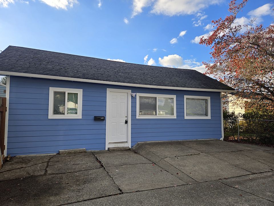 1st image of 1010 Harding St