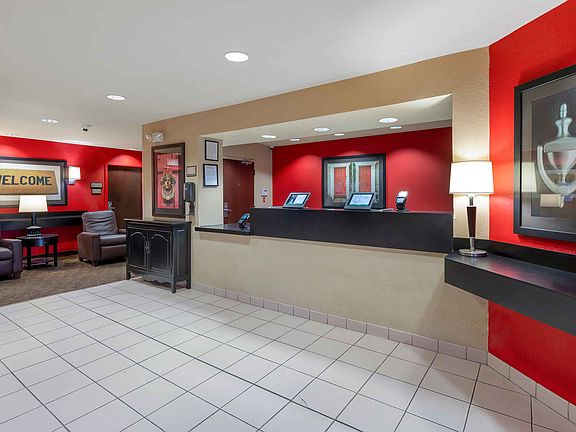 Lobby and Guest Check-in