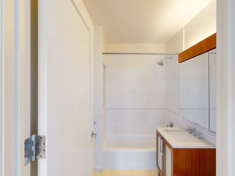 775 Columbus Ave #5E — Photo 4