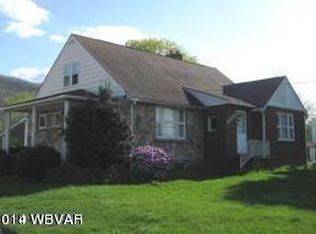 2849 Reach Rd, Williamsport, PA 17701