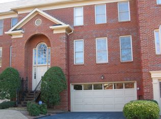 7155 Roswell Rd NE APT 14, Sandy Springs, GA 30328