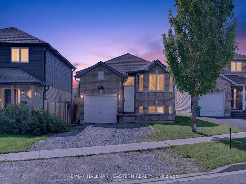 1st image of 656 Clancy Cres