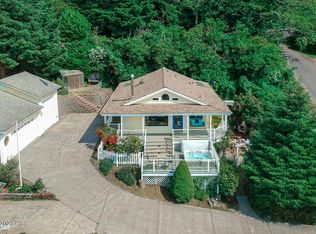177 Reeves Cir, Yachats, OR 97498