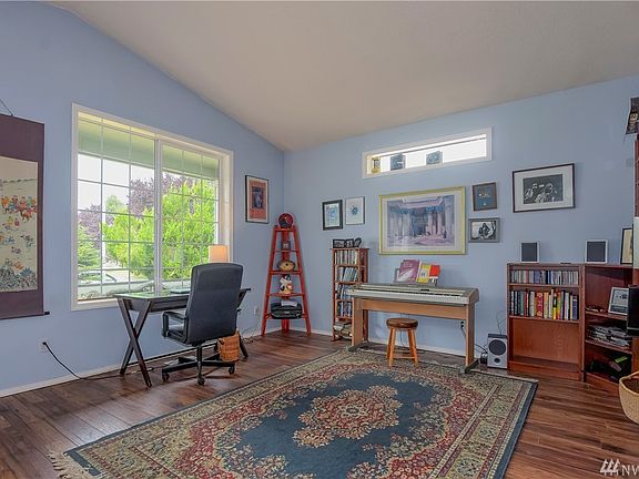 5th image of 8813 NE 20th Pl