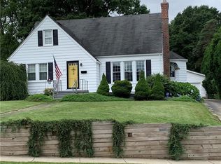 427 Greenville Ave, Mercer, PA 16137