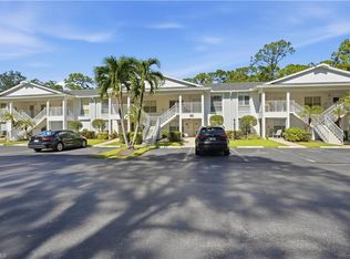 1120 Sarah Jean CIR #B204, NAPLES, FL 34110