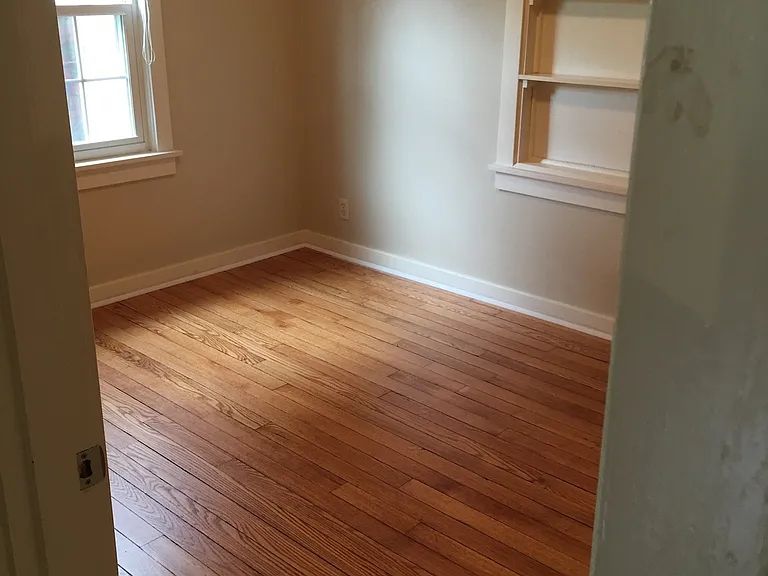 1612 New Madrid St #1 — Photo 8