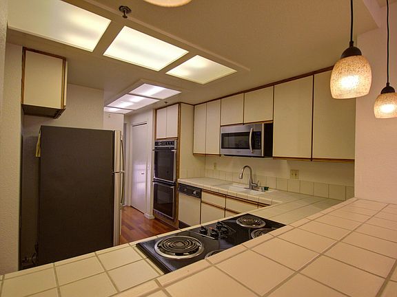 3rd image of 10229 Danube Dr