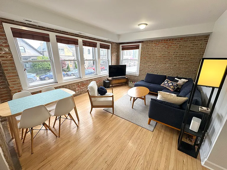 3040 W Diversey Ave — Photo 1