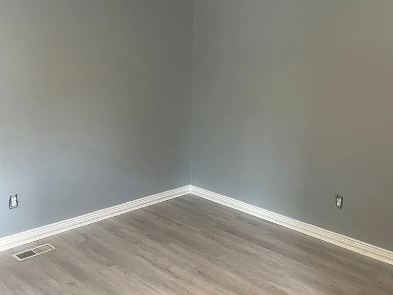 1700 Lewis Ave — Photo 13