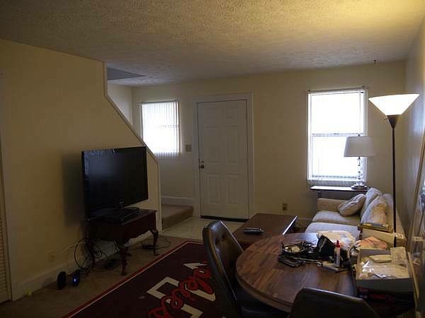 1st image of 124 Lucas Dr