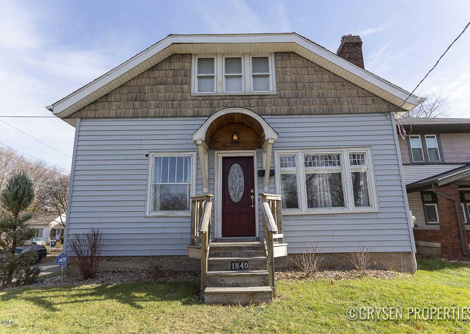 1st image of 1840 Kalamazoo Ave SE