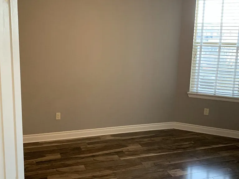 1700 N Emerson St #306 — Photo 9