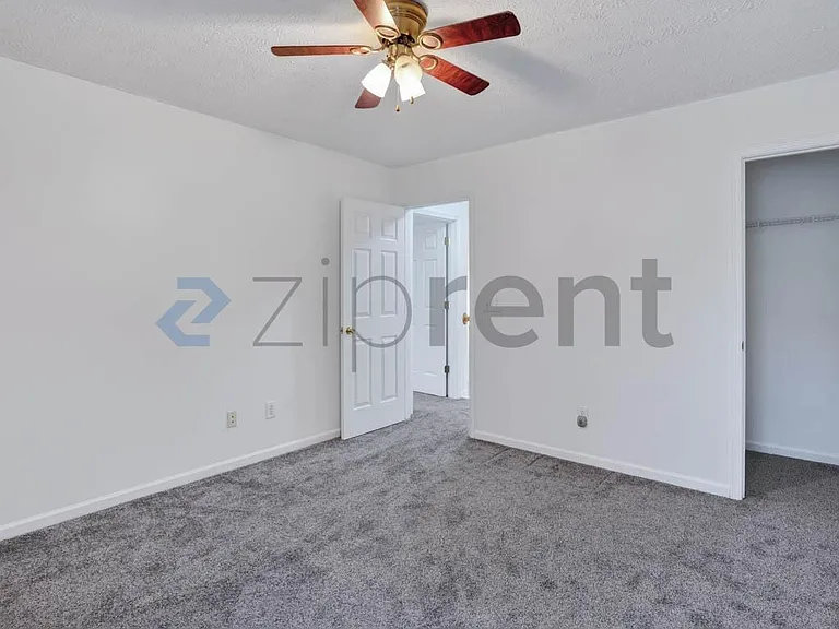 100 Oak Grove Pl — Photo 21