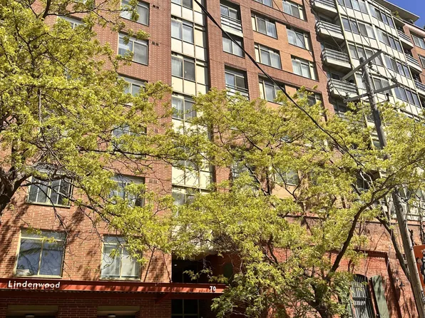 70 Mill St #Penthouse 9, Toronto, ON M5A 4R1