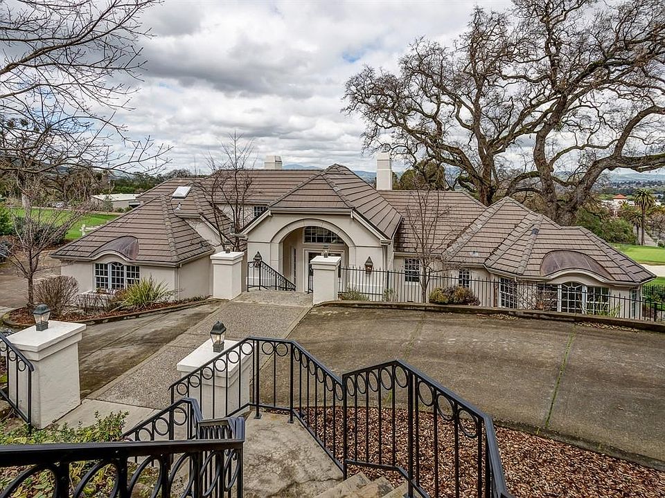 1st image of 869 Castlewood Pl