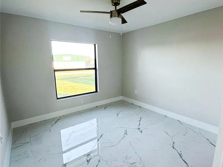 1578 Gretchen Ave S — Photo 9