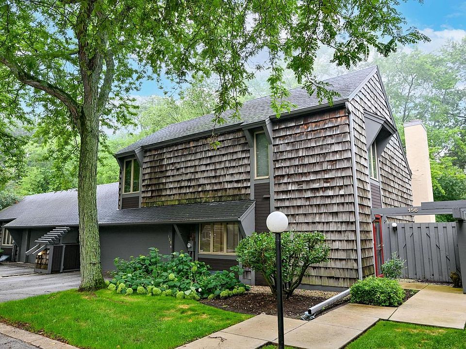 1st image of 156 Lakefield COURT