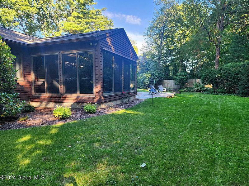 5th image of 5 Robinwood Drive