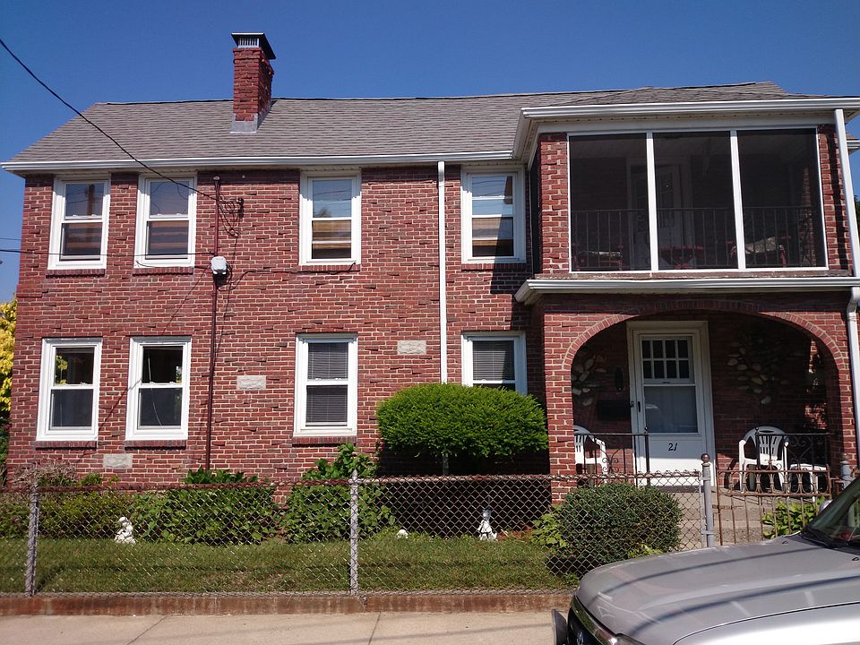 2nd image of 21 Snow St