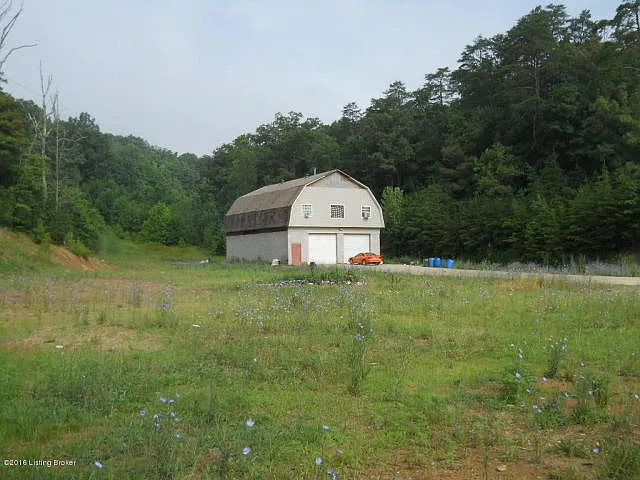 658 Wilderness Rd photo 1