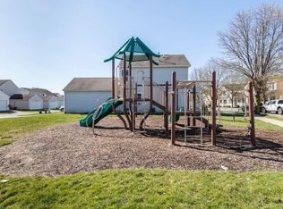 8744 Arrowtip Ln, Lewis Center, OH