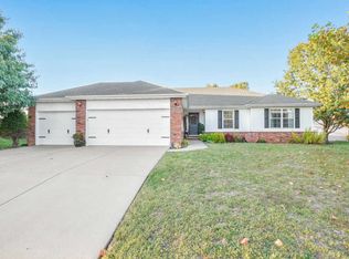 4655 W University St, Springfield, MO 65802