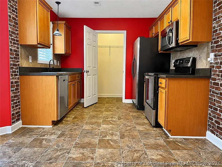 2211 Puffin Pl — Photo 11