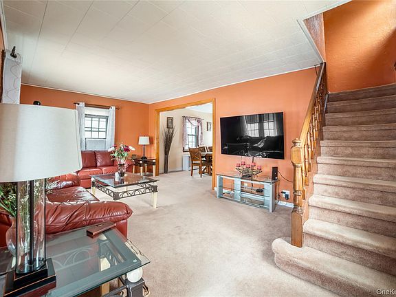 4th image of 248-21 87th Avenue