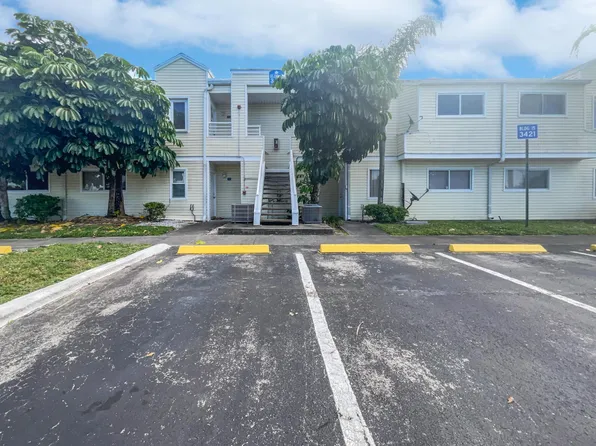 3421 NW 44th Street #204, Lauderdale Lakes, FL 33309
