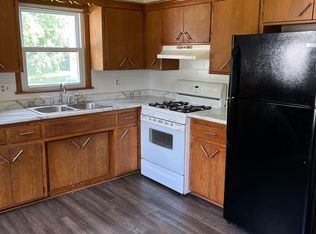 157 Laurie St, Lake Geneva, WI 53147