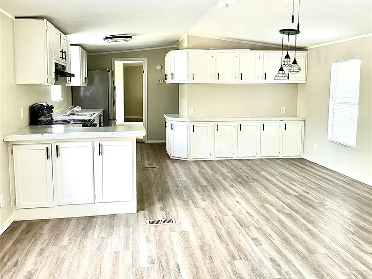 750 Oak Mdws — Photo 7